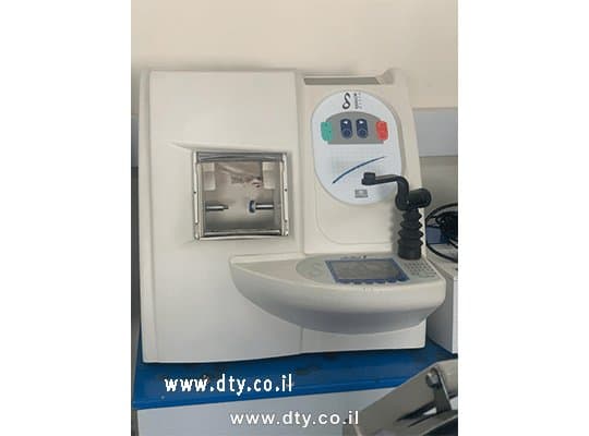 מכונת חיתוך עדשות Delta T